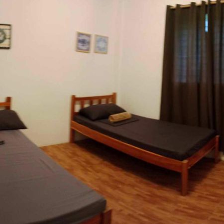 Lazy Juan Beach House Nacpan El Nido Bagian luar foto